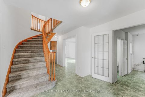 Photo 6 at 109 Valleymede Drive, Doncrest, Richmond Hill