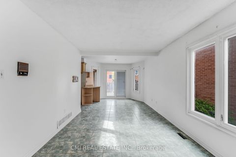 Photo 10 at 109 Valleymede Drive, Doncrest, Richmond Hill