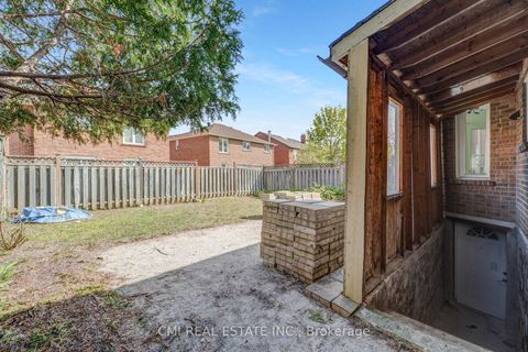 Photo 35 at 109 Valleymede Drive, Doncrest, Richmond Hill