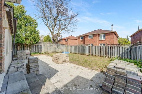 Photo 36 at 109 Valleymede Drive, Doncrest, Richmond Hill