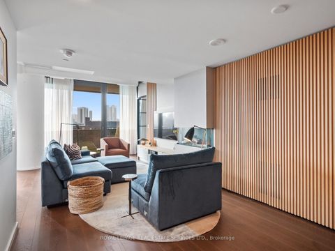 Photo 5 at 904 - 21 Lawren Harris Square, Waterfront Communities C8, Toronto