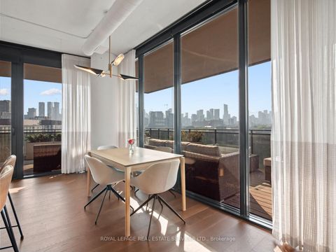 Photo 19 at 904 - 21 Lawren Harris Square, Waterfront Communities C8, Toronto