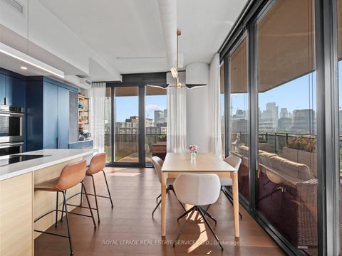 Photo 20 at 904 - 21 Lawren Harris Square, Waterfront Communities C8, Toronto