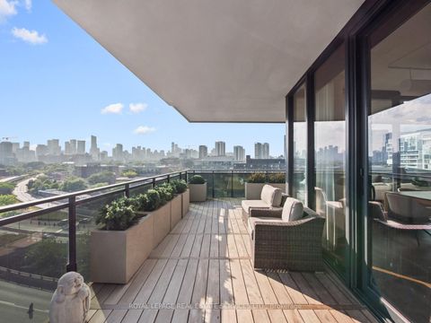 Photo 31 at 904 - 21 Lawren Harris Square, Waterfront Communities C8, Toronto