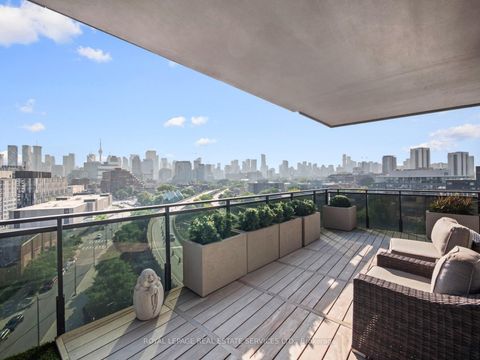 Photo 32 at 904 - 21 Lawren Harris Square, Waterfront Communities C8, Toronto