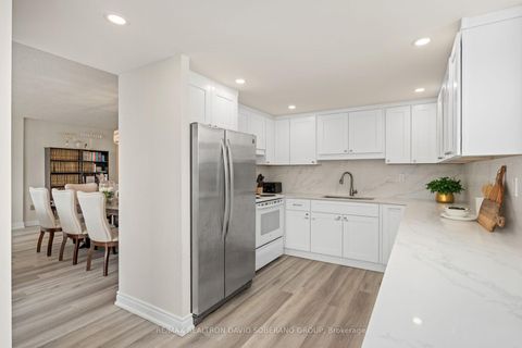 Photo 12 at 315 - 7601 Bathurst Street, Beverley Glen, Vaughan