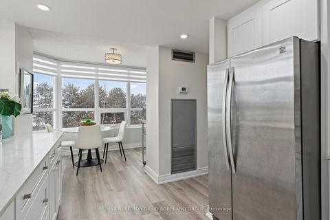 Photo 13 at 315 - 7601 Bathurst Street, Beverley Glen, Vaughan