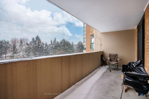 Photo 23 at 315 - 7601 Bathurst Street, Beverley Glen, Vaughan