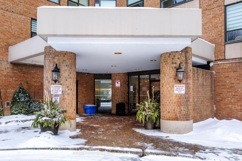 Photo 29 at 315 - 7601 Bathurst Street, Beverley Glen, Vaughan