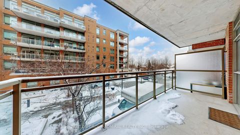 Photo 24 at 207 - 281 Woodbridge Avenue, West Woodbridge, Vaughan
