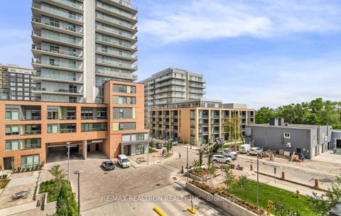 Photo 11 at 301 - 185 Deerfield Road, Central Newmarket, Newmarket