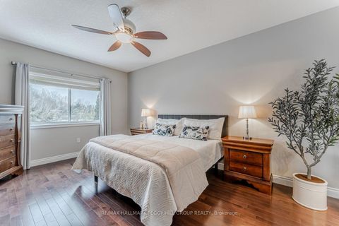 Photo 7 at 101 Seline Crescent, Painswick South, Barrie