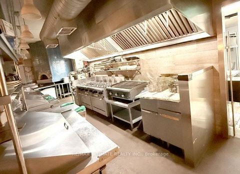 Photo 4 at 788 King Street W, Niagara, Toronto