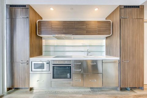 Photo 9 at 3203 - 45 Charles Street E, Yonge Corridor, Toronto