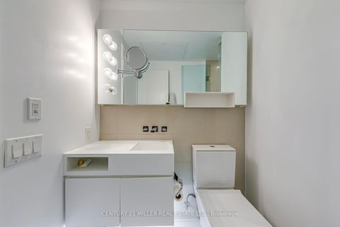 Photo 14 at 3203 - 45 Charles Street E, Yonge Corridor, Toronto