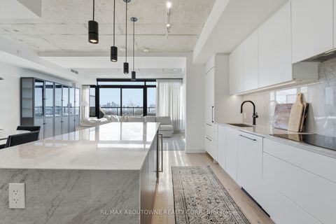 Photo 8 at PH619 - 899 College Street, Bellwoods, Toronto