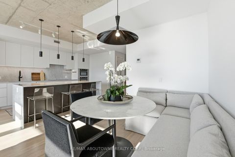 Photo 12 at PH619 - 899 College Street, Bellwoods, Toronto