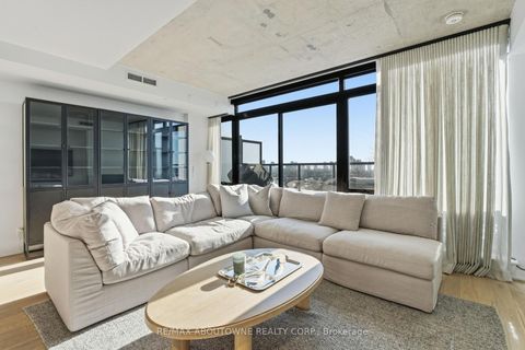 Photo 14 at PH619 - 899 College Street, Bellwoods, Toronto