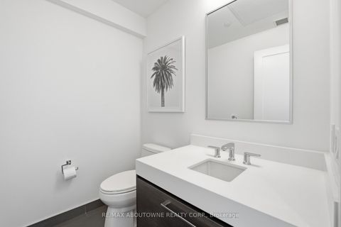 Photo 16 at PH619 - 899 College Street, Bellwoods, Toronto