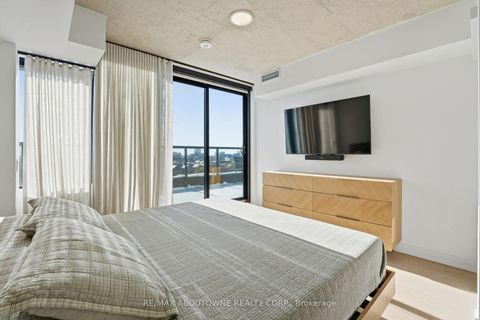 Photo 20 at PH619 - 899 College Street, Bellwoods, Toronto