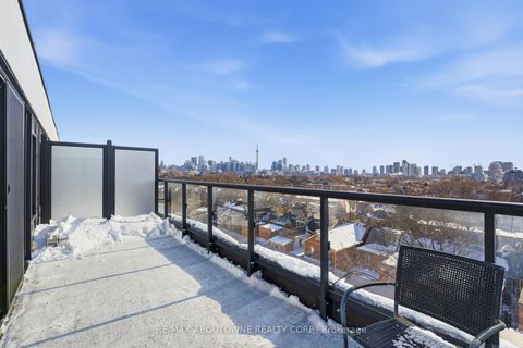 Photo 25 at PH619 - 899 College Street, Bellwoods, Toronto