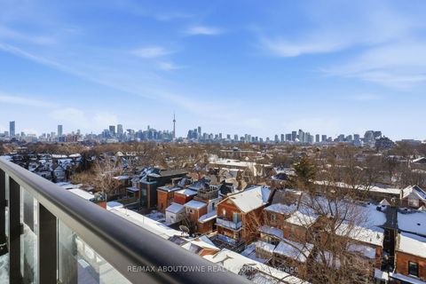 Photo 26 at PH619 - 899 College Street, Bellwoods, Toronto