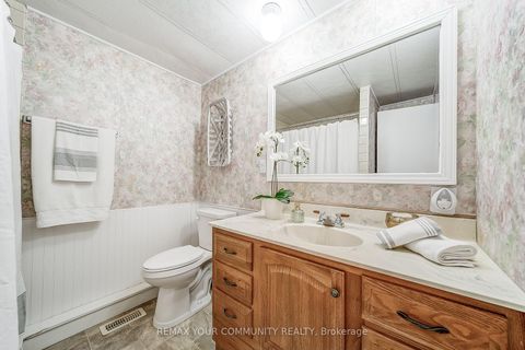 Photo 23 at 20 Geneva Court, Sutton & Jackson's Point, Georgina