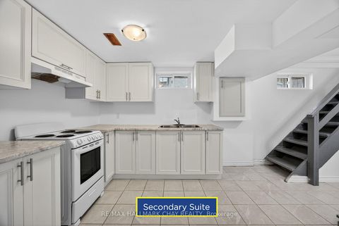 Photo 13 at 8 Newton Street, Wellington, Barrie