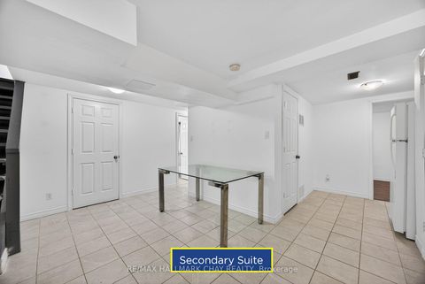 Photo 15 at 8 Newton Street, Wellington, Barrie