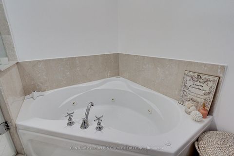 Photo 32 at 706 - 99 Avenue Road, Annex, Toronto