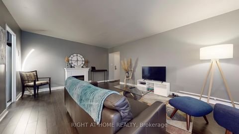 Photo 5 at 219 - 5 Massey Square, Crescent Town, Toronto