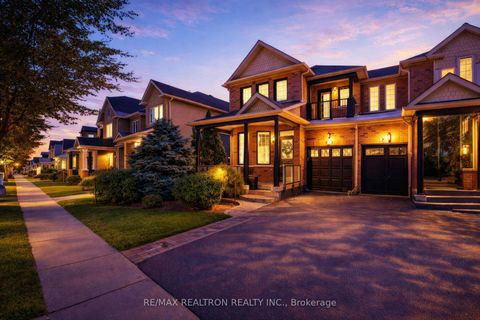 Photo 1 at 63 Chelton Drive, Oak Ridges, Richmond Hill