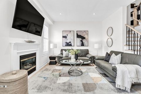 Photo 11 at 63 Chelton Drive, Oak Ridges, Richmond Hill