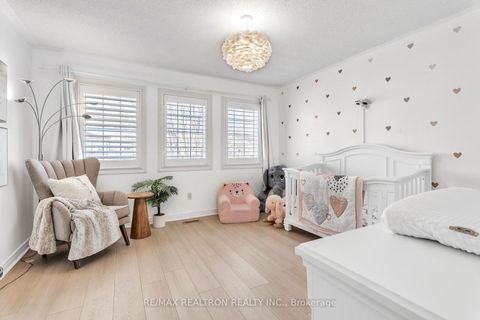 Photo 27 at 63 Chelton Drive, Oak Ridges, Richmond Hill