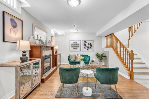 Photo 36 at 63 Chelton Drive, Oak Ridges, Richmond Hill