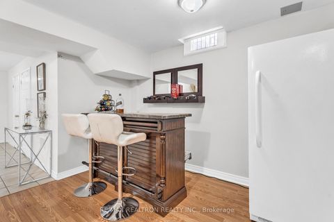 Photo 38 at 63 Chelton Drive, Oak Ridges, Richmond Hill