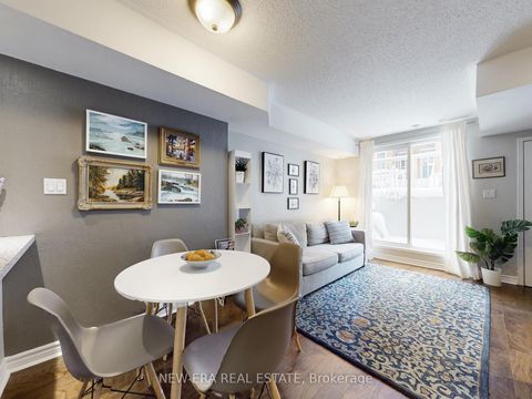 Photo 9 at 77 - 65 Foundry Avenue, Junction, Toronto