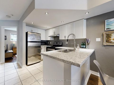 Photo 11 at 77 - 65 Foundry Avenue, Junction, Toronto