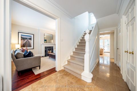 Photo 4 at 195 Inglewood Drive, Moore Park, Toronto