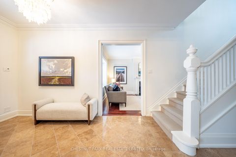 Photo 5 at 195 Inglewood Drive, Moore Park, Toronto