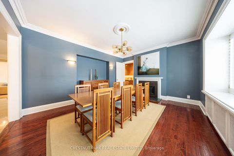 Photo 11 at 195 Inglewood Drive, Moore Park, Toronto