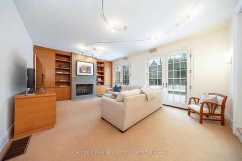 Photo 14 at 195 Inglewood Drive, Moore Park, Toronto