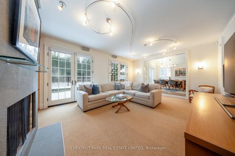 Photo 15 at 195 Inglewood Drive, Moore Park, Toronto