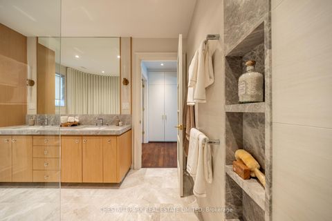 Photo 29 at 195 Inglewood Drive, Moore Park, Toronto