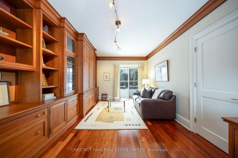 Photo 30 at 195 Inglewood Drive, Moore Park, Toronto