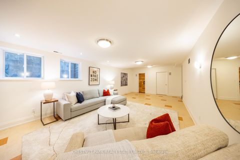 Photo 42 at 195 Inglewood Drive, Moore Park, Toronto