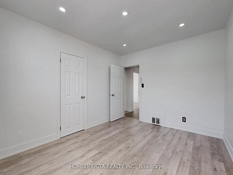 Photo 24 at 65 Whitley Avenue, CFB, Toronto
