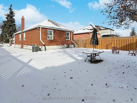 Photo 43 at 65 Whitley Avenue, CFB, Toronto
