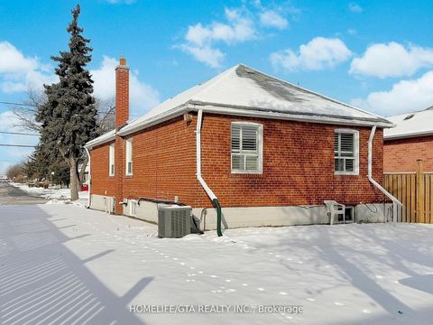 Photo 44 at 65 Whitley Avenue, CFB, Toronto