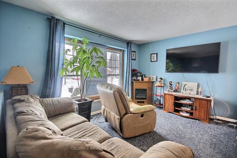 Photo 4 at 39 KNICELY Road, Painswick North, Barrie